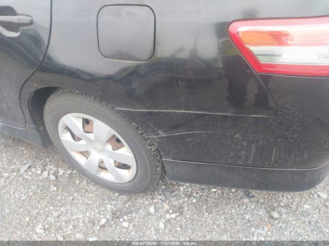 Toyota Camry Se Image 9