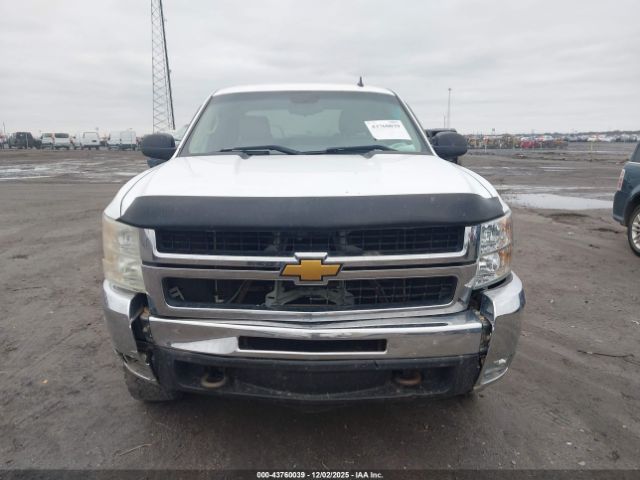 Chevrolet Silverado 2500 Lt Image 16