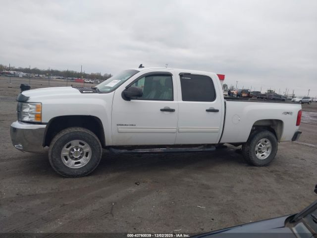Chevrolet Silverado 2500 Lt Image 15