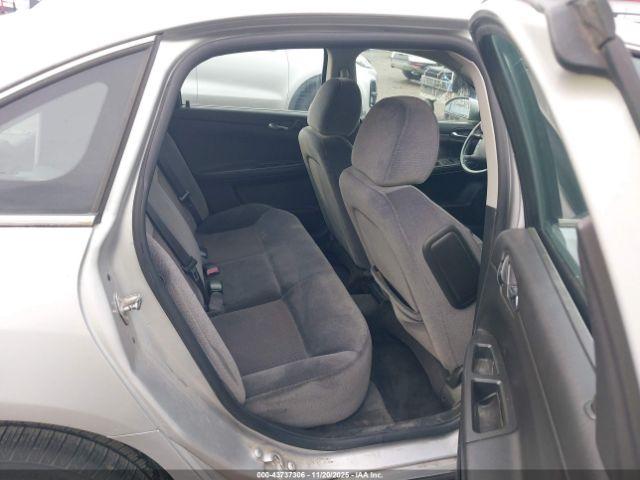 Chevrolet Impala Lt Image 12