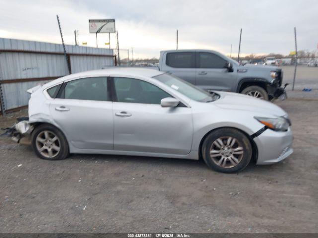 Nissan Altima 2.5 S Image 15