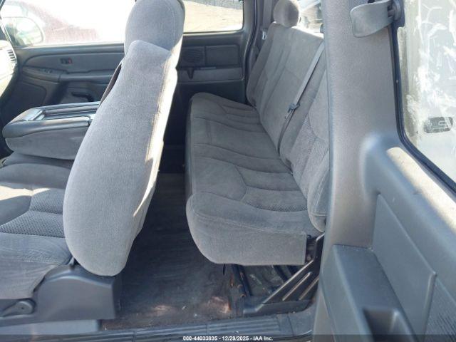 Chevrolet Silverado 1500 Ls Image 11