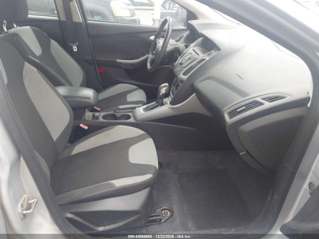 Ford Focus Se Image 4