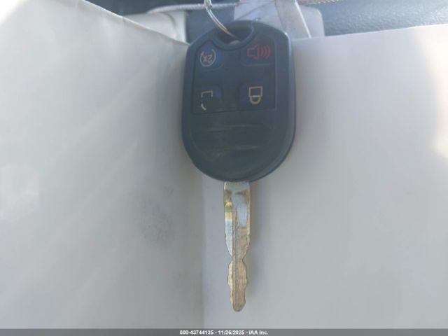 Ford F-150 Platinum Image 8