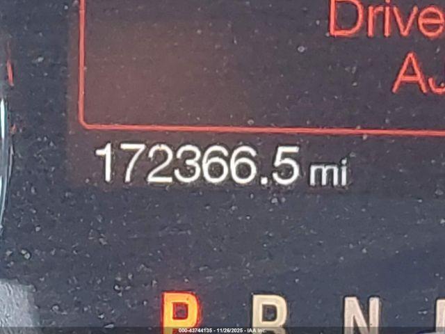 Ford F-150 Platinum Image 7