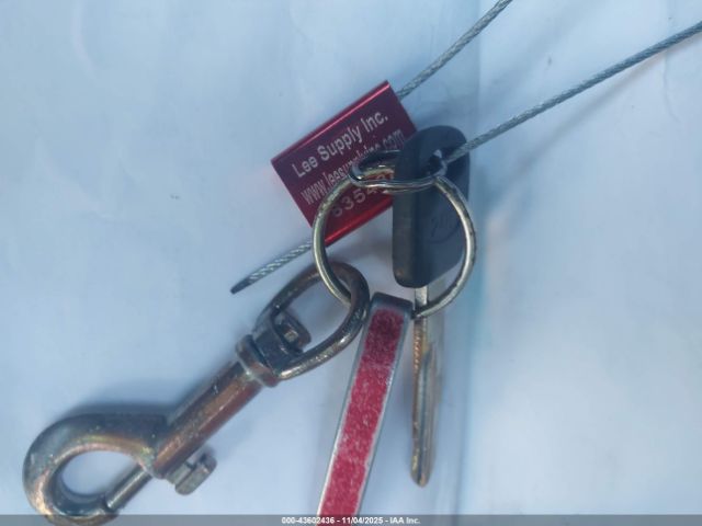 Ford Crown Victoria Image 5