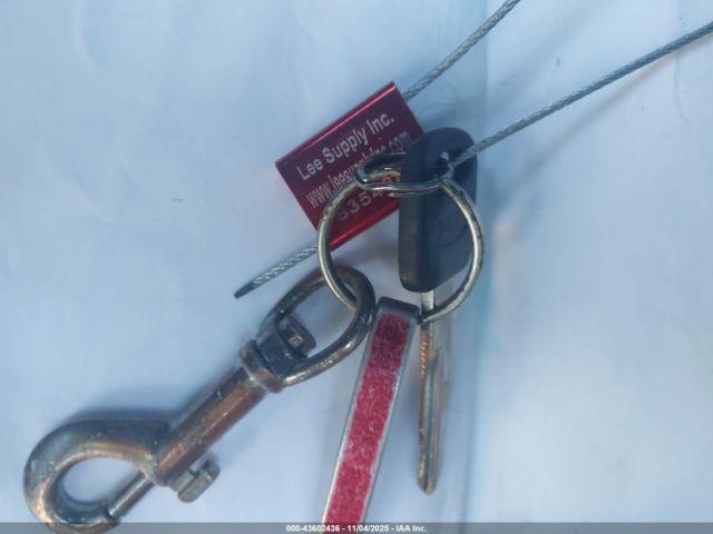 Ford Crown Victoria Image 5