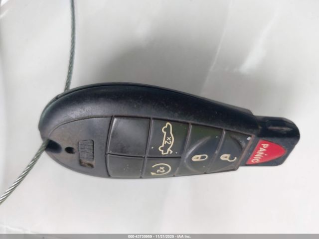 Dodge Challenger Sxt Plus Image 8