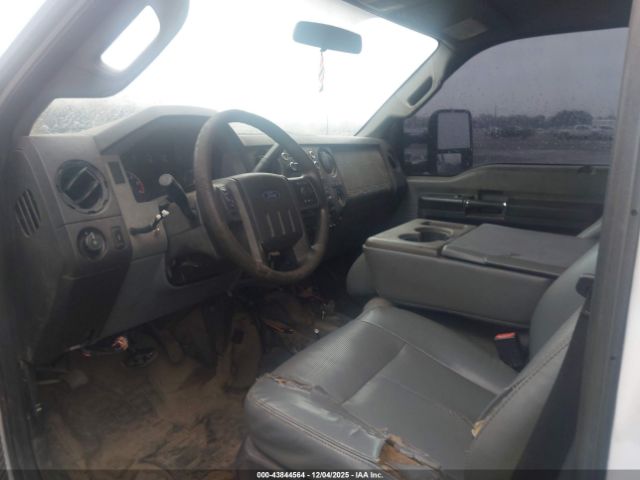 Ford F-550 Xl Image 12