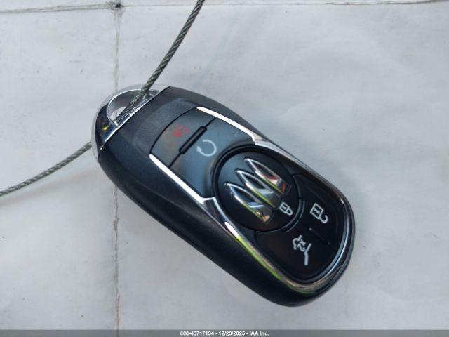 Buick Encore GX Avenir Fwd Image 11