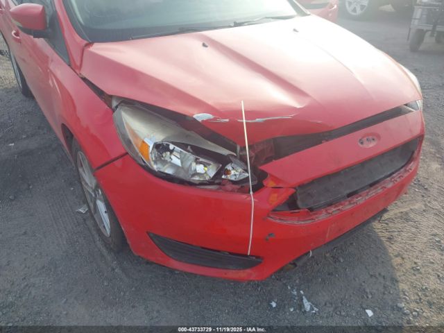 Ford Focus Se Image 12