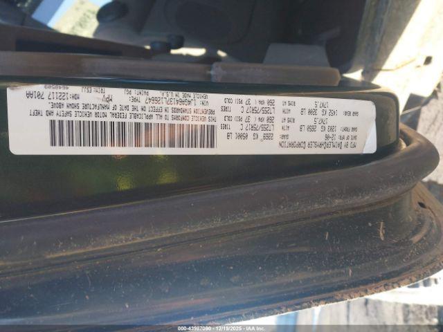 Jeep Wrangler Rubicon Image 12