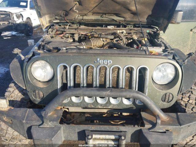 Jeep Wrangler Rubicon Image 10