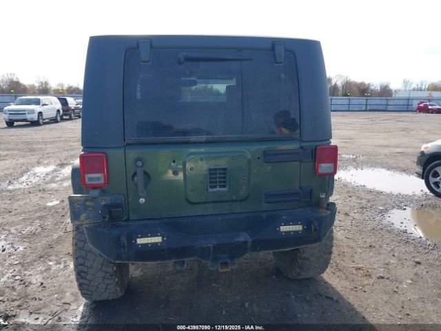 Jeep Wrangler Rubicon Image 14