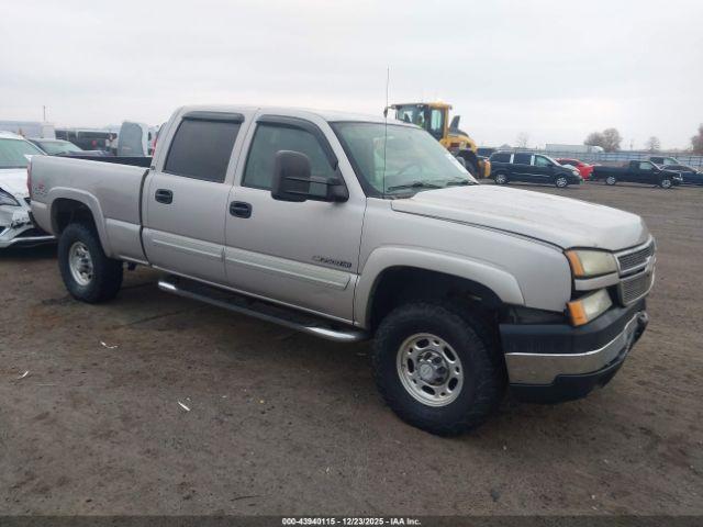 Salvage Chevrolet Silverado 2500