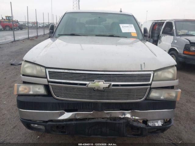 Chevrolet Silverado 2500 Lt3 Image 10