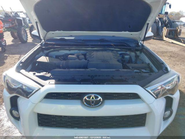 Toyota 4Runner Sr5 Image 7