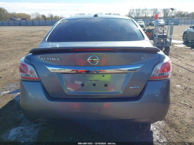 Nissan Altima 2.5 S Image 16