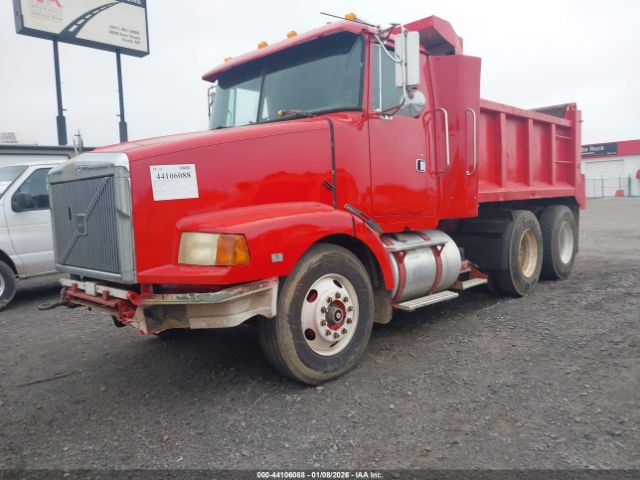 White Gmc Aero Wca Image 5
