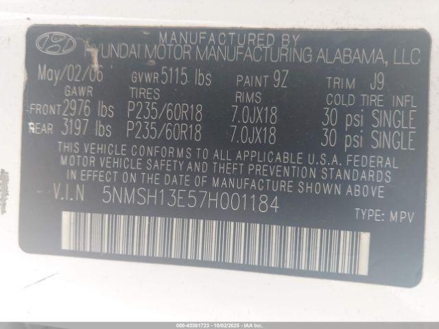 Hyundai SANTA FE Image 12