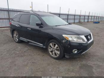  Salvage Nissan Pathfinder