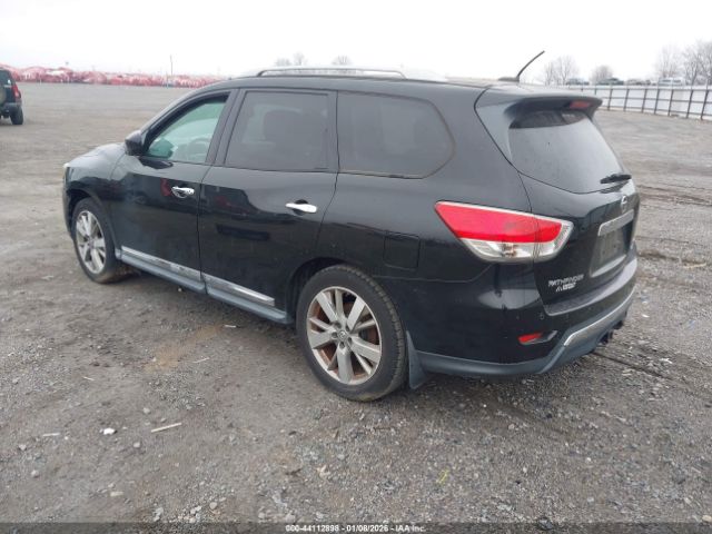 Nissan Pathfinder Platinum Image 4