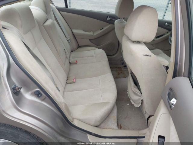 Nissan Altima 2.5 S Image 5