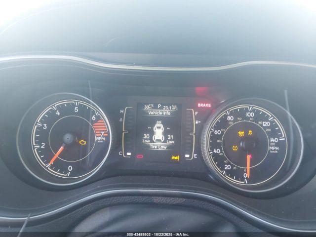 Jeep Cherokee Latitude Plus Fwd Image 16