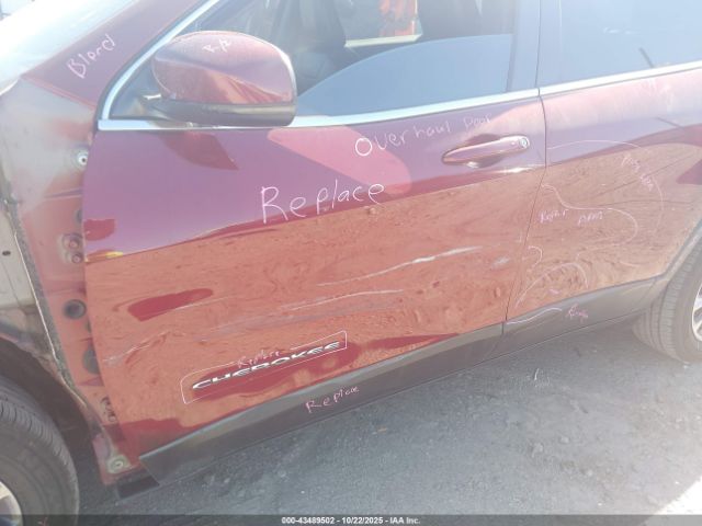 Jeep Cherokee Latitude Plus Fwd Image 19