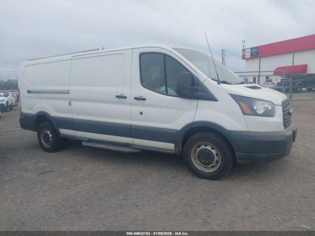 Ford Transit Image 13