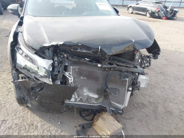 Nissan Pathfinder Sv Fwd Image 3