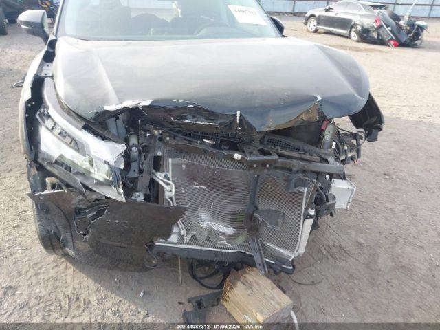 Nissan Pathfinder Sv Fwd Image 3