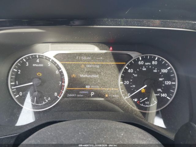 Nissan Pathfinder Sv Fwd Image 16